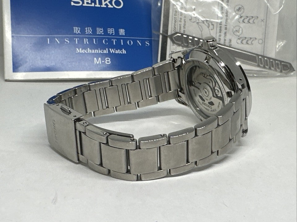 Seiko — Essentials Automatic (SRPH87)