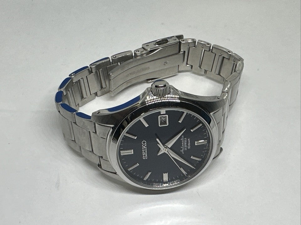 Seiko — Essentials Automatic (SRPH87)